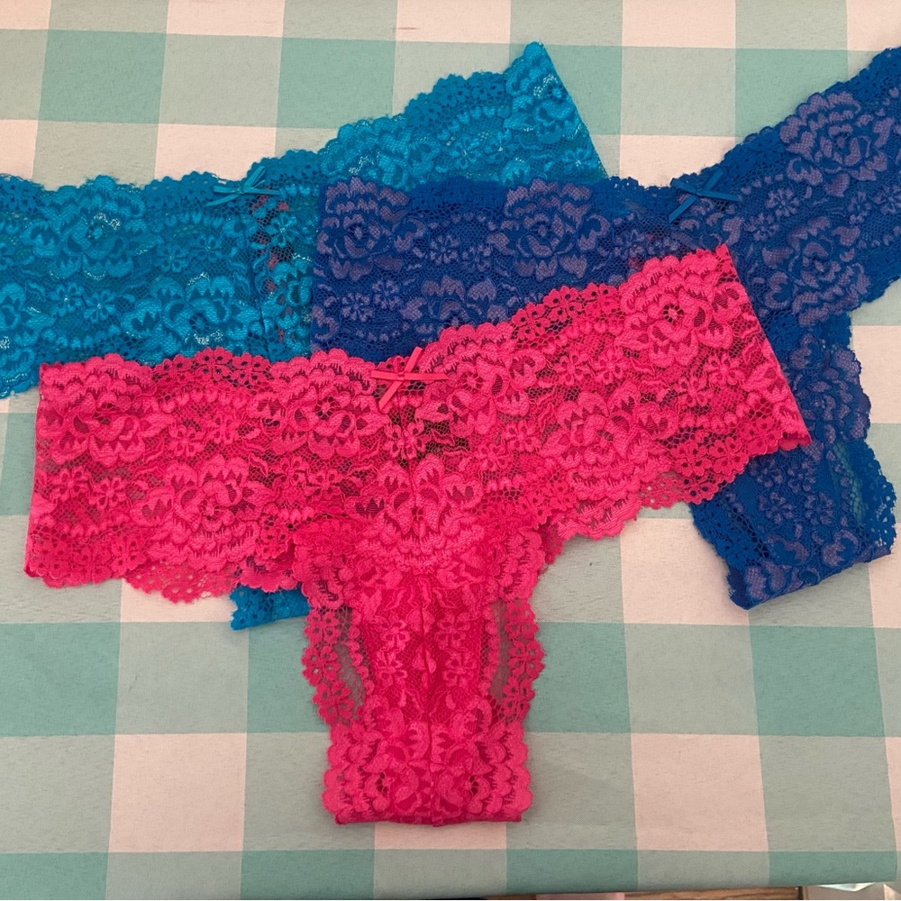 💕New w/oTags VTG y2k Victoria’s Secret Sexy Little Things Lace Thong Bundle - M💕